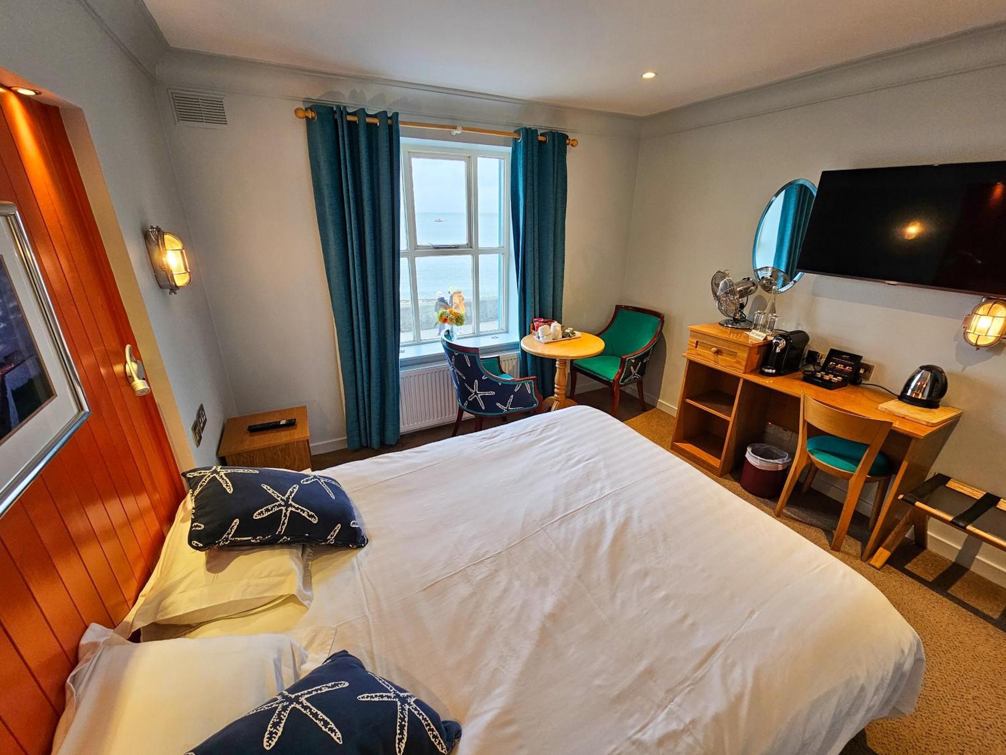 King Sitric Hotel Howth Bagian luar foto